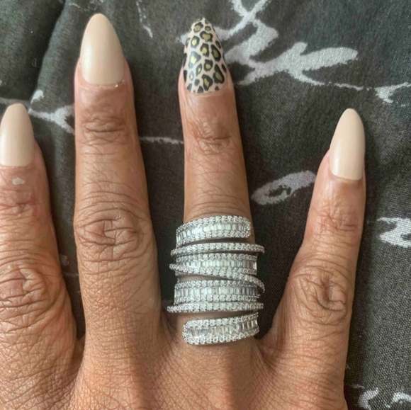 Beautiful 6.4 Carat Sapphire Sterling Silver Ring - Free Shipping - Picture 7 of 11